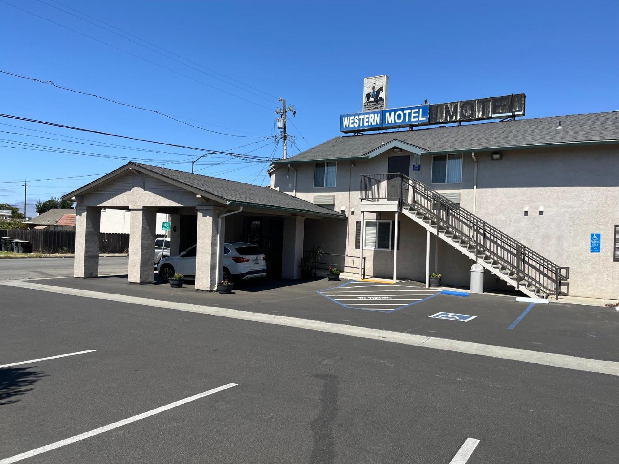 Western Motel ซาลีนาส ภายนอก รูปภาพ